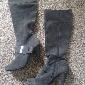 Steve Madden Boystrus Gray Boots